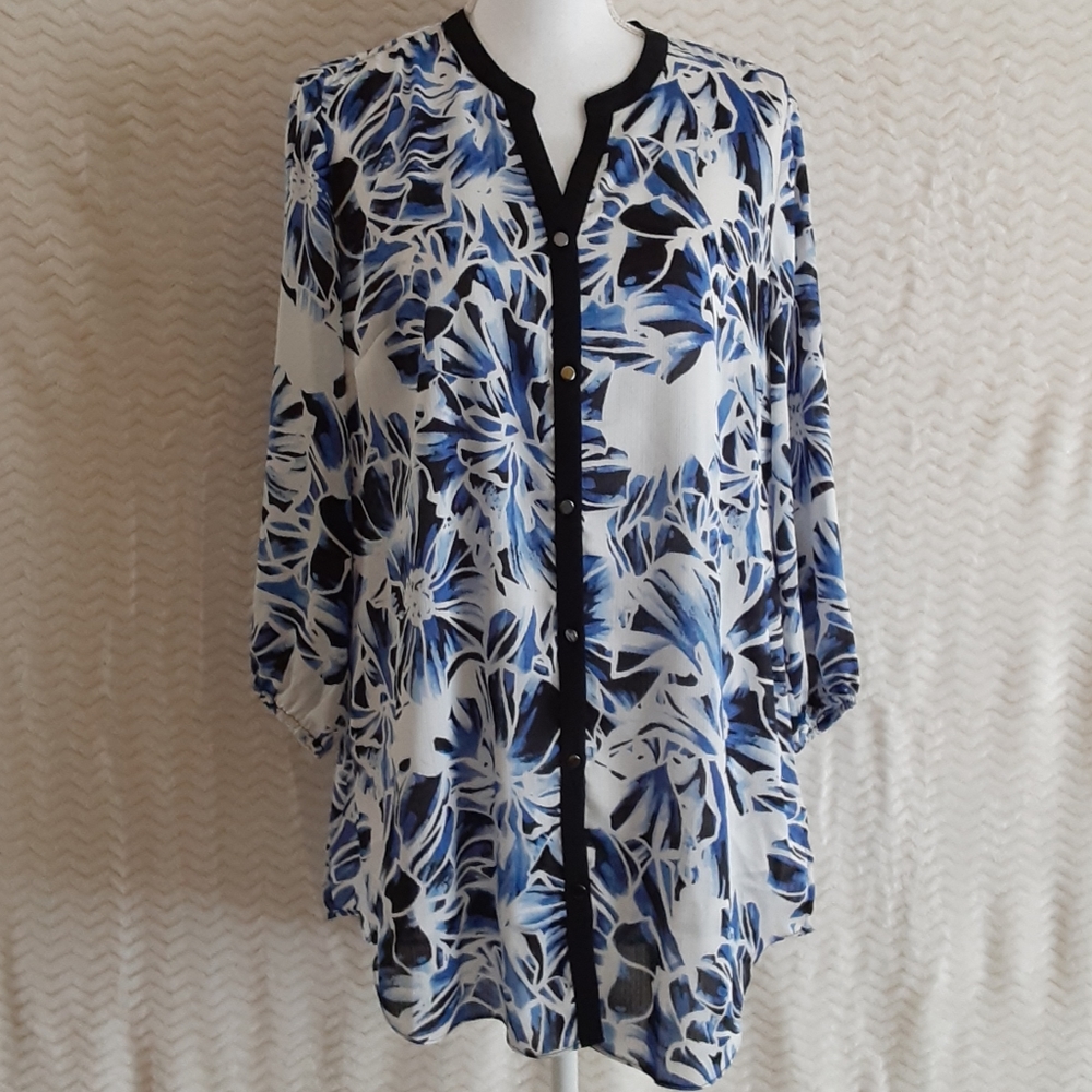 JM Collection Size S  100 Polyester $12